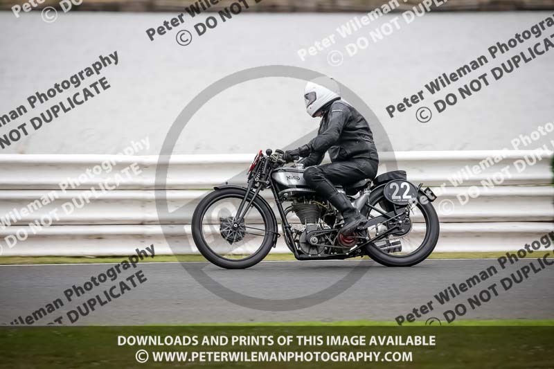 Vintage motorcycle club;eventdigitalimages;mallory park;mallory park trackday photographs;no limits trackdays;peter wileman photography;trackday digital images;trackday photos;vmcc festival 1000 bikes photographs